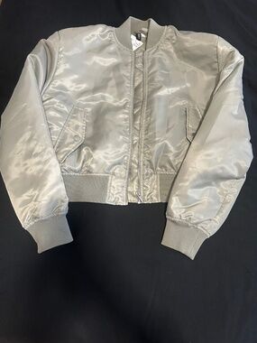 H&M Satin Bomber Jacket | Ivory/Cream | Size Small | NWT